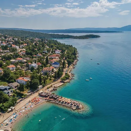2 Bedroom Beautiful In * Njivice