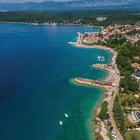 Holiday home 2 Bedroom Beautiful In Njivice