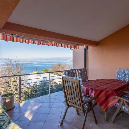2 Bedroom Beautiful In * 奈维斯